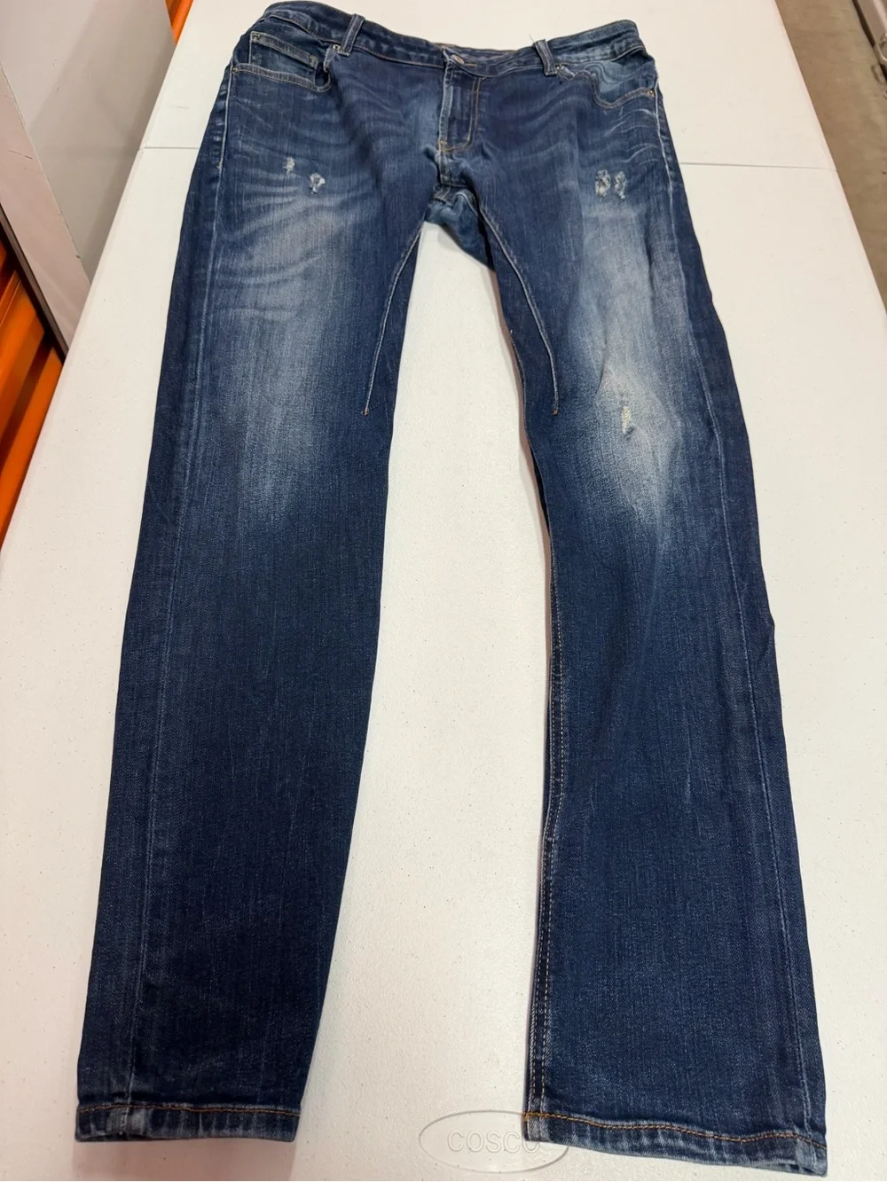 ZARA MAN Denim Collection Men’s Jeans Size 36 Distressed Faded Blue B341